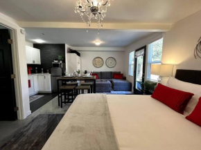 The Hudson Suite Spot - Studio Apt Close to ASU